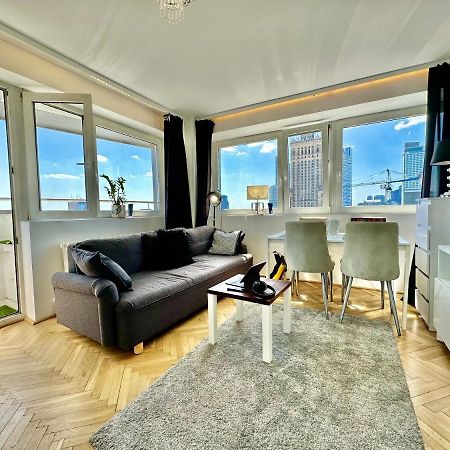 Platinum Metro X2 Wifi 350 Mbs Netflix Hbo Appletv Apartment Warsaw Luaran gambar