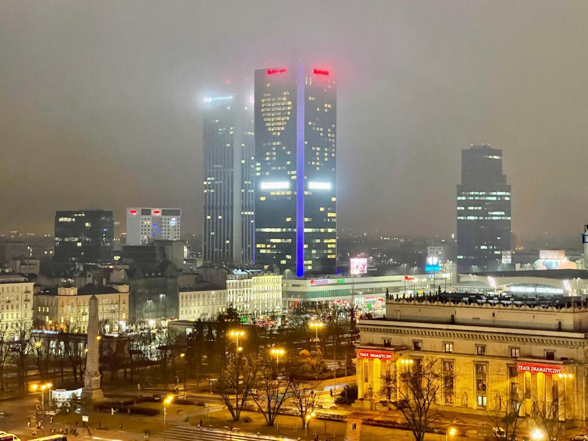 Platinum Metro X2 Wifi 350 Mbs Netflix Hbo Appletv Apartment Warsaw Luaran gambar