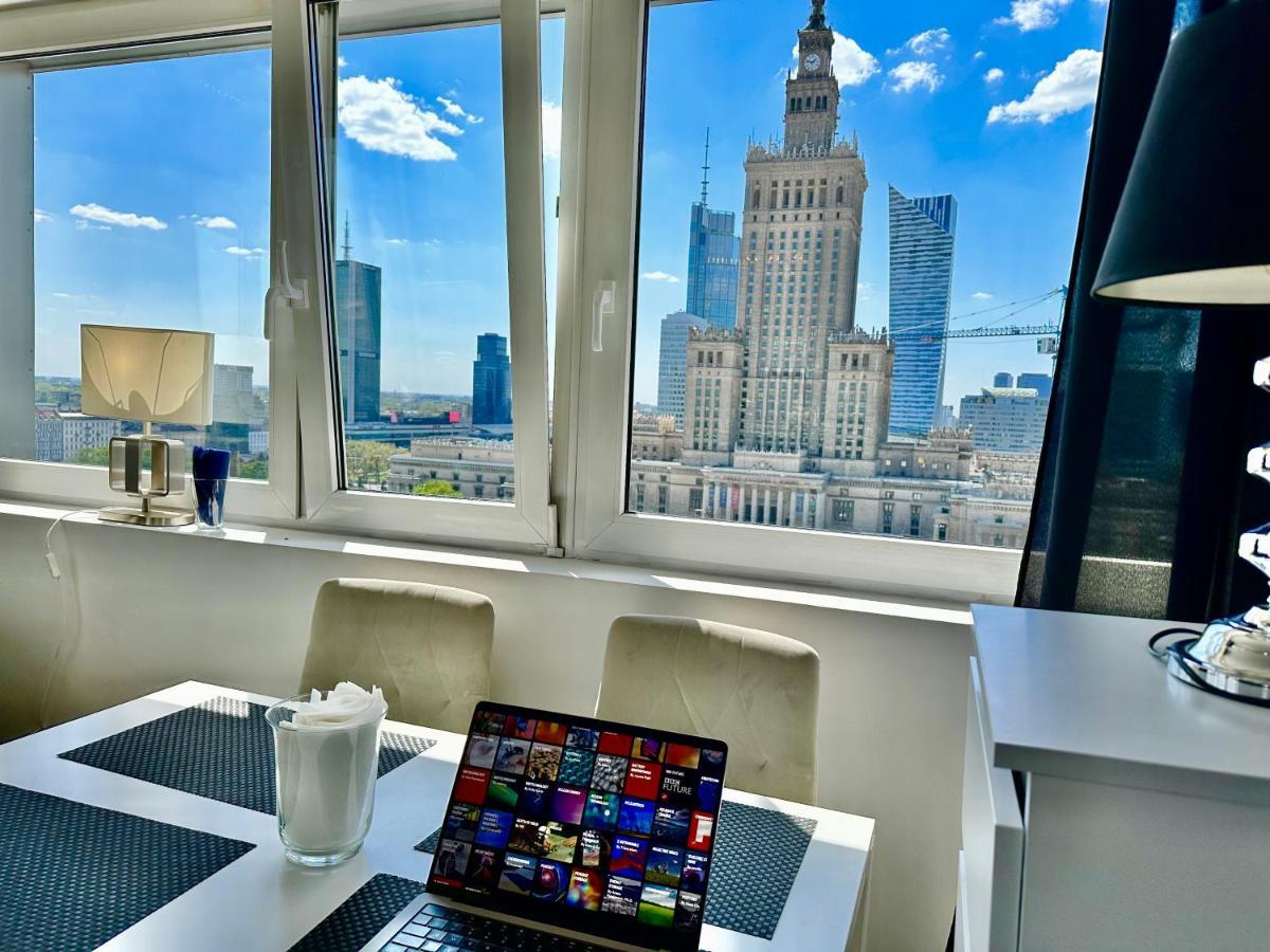 Platinum Metro X2 Wifi 350 Mbs Netflix Hbo Appletv Apartment Warsaw Luaran gambar