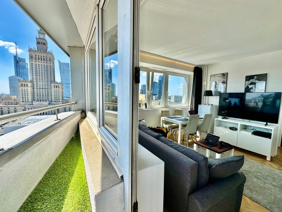 Platinum Metro X2 Wifi 350 Mbs Netflix Hbo Appletv Apartment Warsaw Luaran gambar