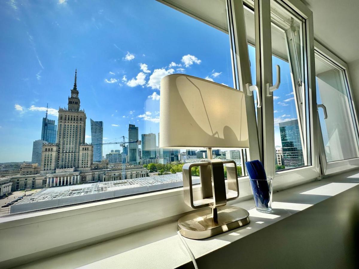 Platinum Metro X2 Wifi 350 Mbs Netflix Hbo Appletv Apartment Warsaw Luaran gambar