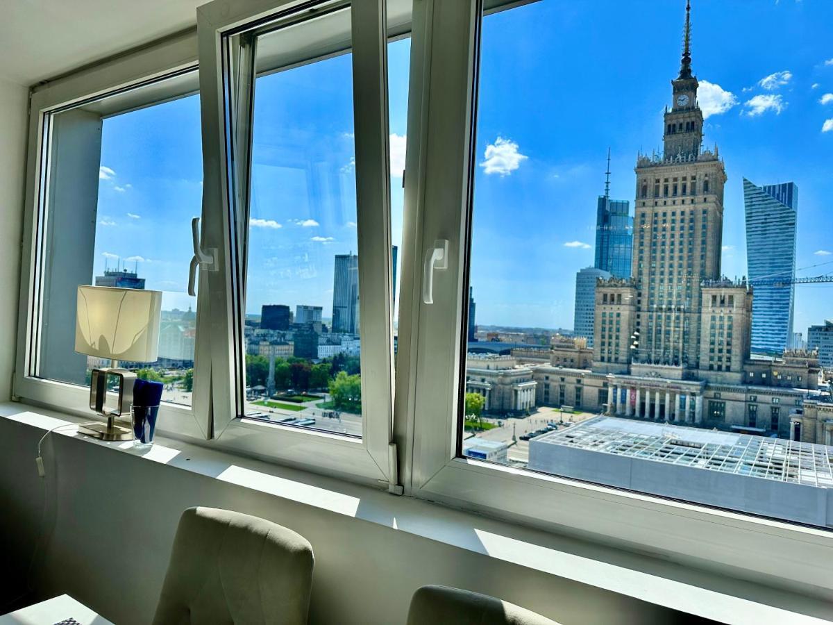 Platinum Metro X2 Wifi 350 Mbs Netflix Hbo Appletv Apartment Warsaw Luaran gambar