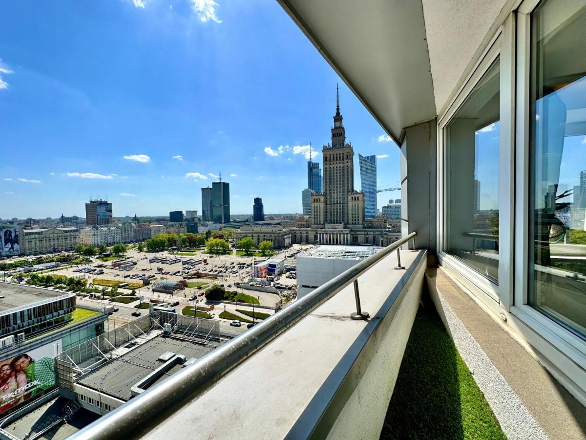 Platinum Metro X2 Wifi 350 Mbs Netflix Hbo Appletv Apartment Warsaw Luaran gambar