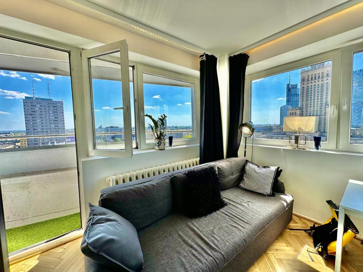 Platinum Metro X2 Wifi 350 Mbs Netflix Hbo Appletv Apartment Warsaw Luaran gambar