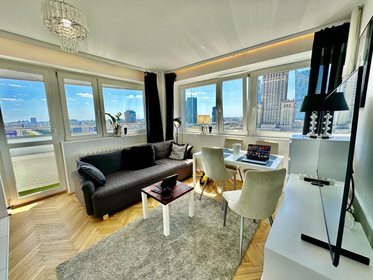 Platinum Metro X2 Wifi 350 Mbs Netflix Hbo Appletv Apartment Warsaw Luaran gambar
