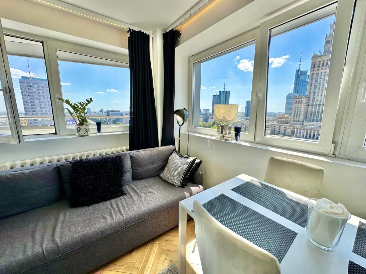 Platinum Metro X2 Wifi 350 Mbs Netflix Hbo Appletv Apartment Warsaw Luaran gambar