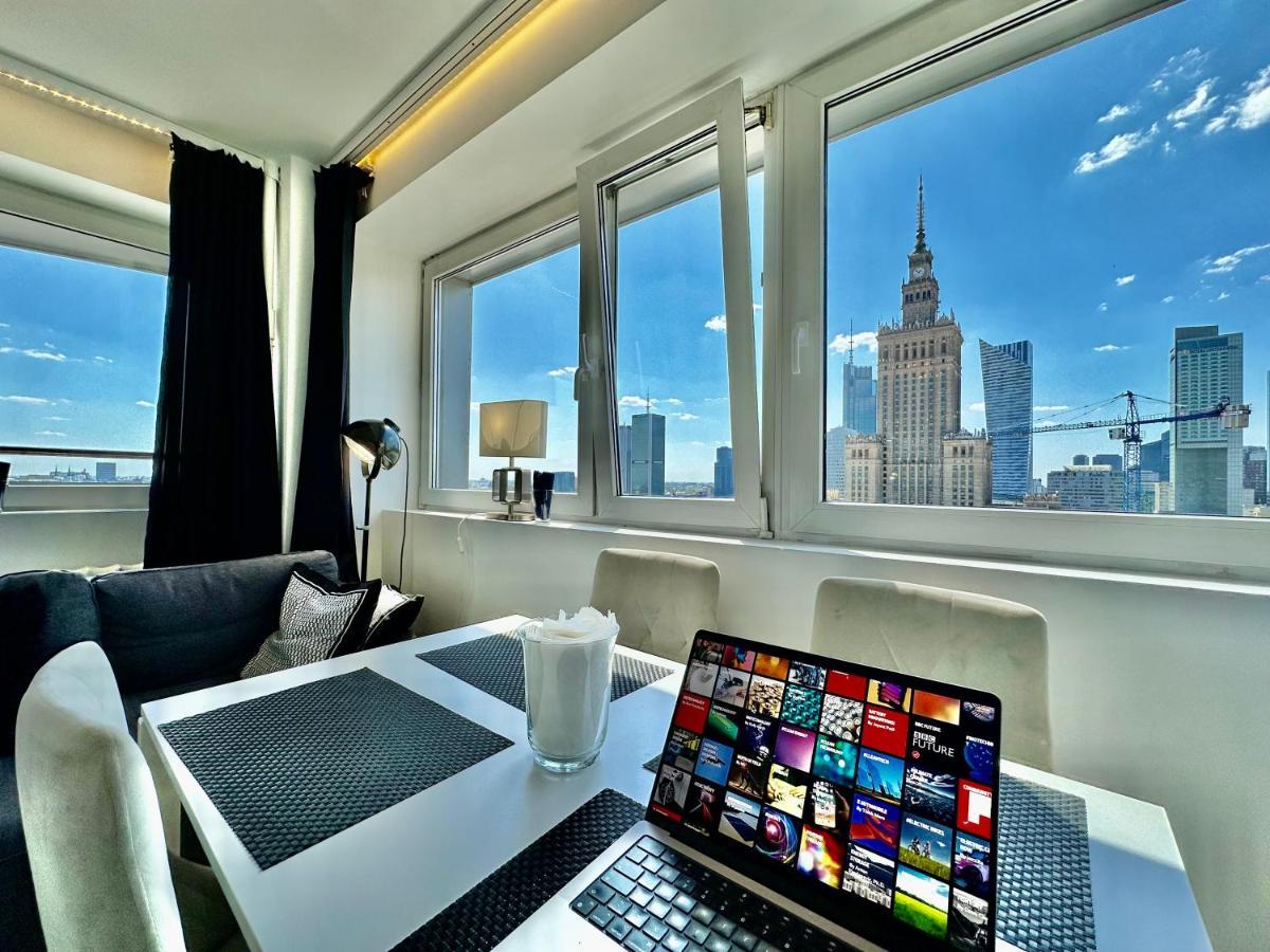 Platinum Metro X2 Wifi 350 Mbs Netflix Hbo Appletv Apartment Warsaw Luaran gambar
